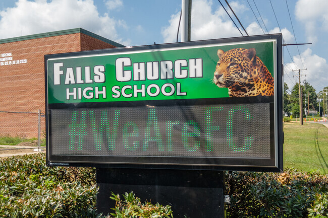 Falls Church Stabbing, Suicide: FCHS student stabbed himself 4 times to death, Fairfax, VA